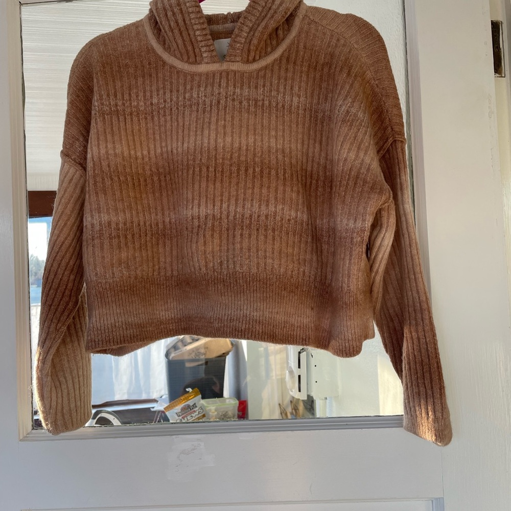 Women's Tan Ribbed Sweater Crop